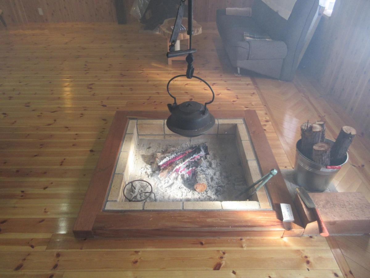 Inawashiro 民泊くま - 絵画と音楽の宿 מראה חיצוני תמונה